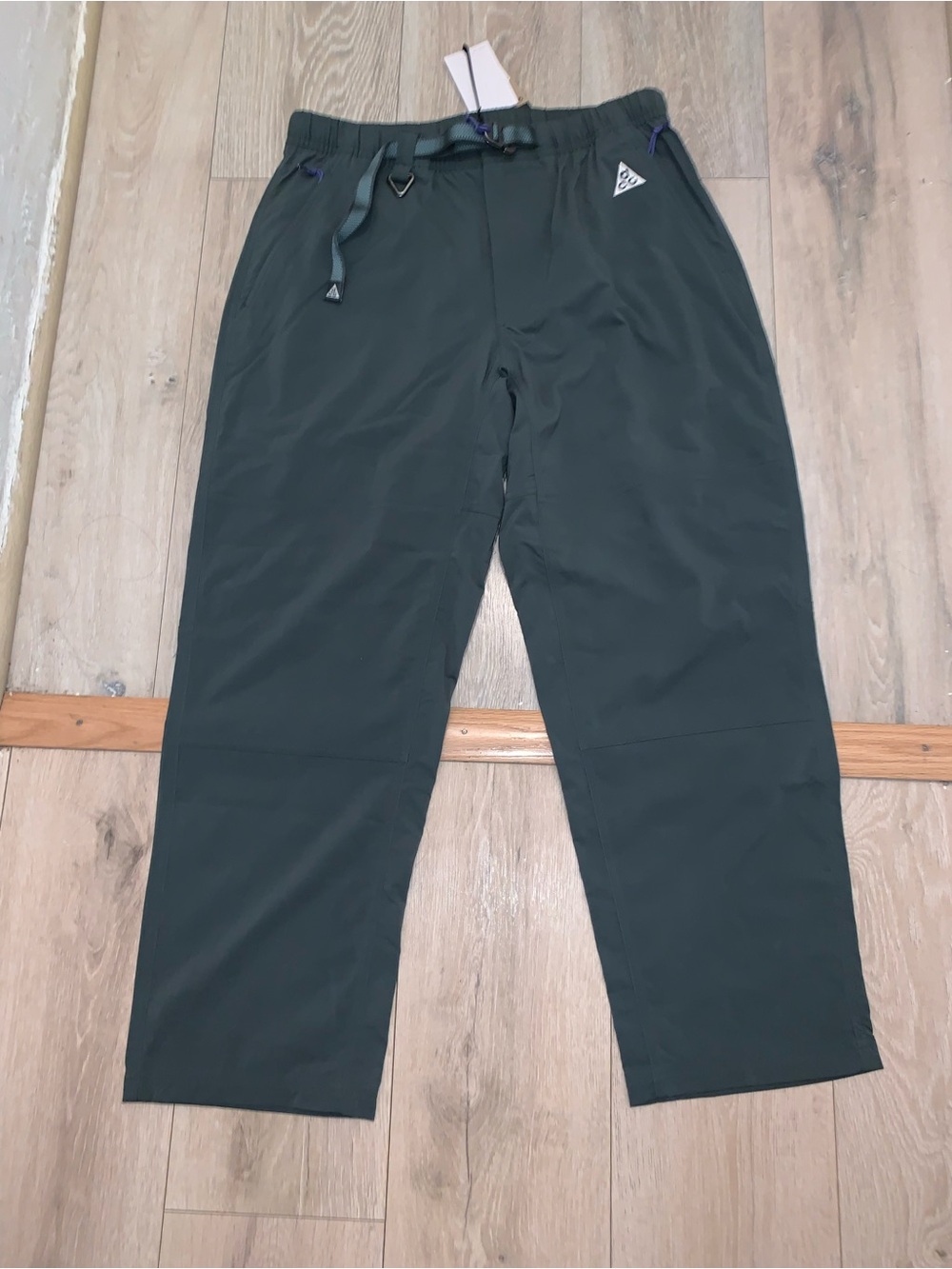 Nike ACG Repel UV Stretch Hiking Pants Dark Green Size: Large FN2450-338